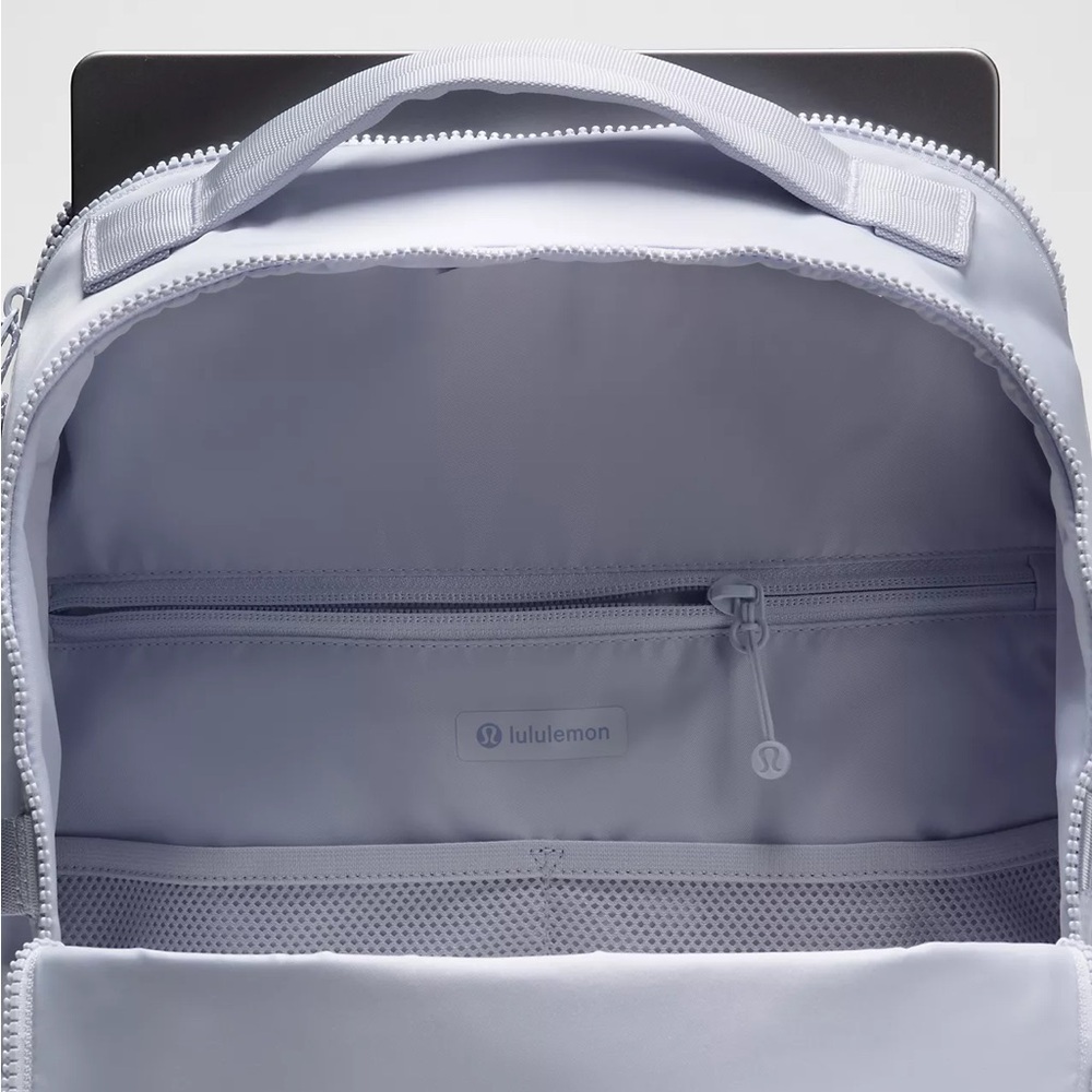 Lululemon New Crew Backpack 22L Updated- Serene Blue - Picture 9 of 11